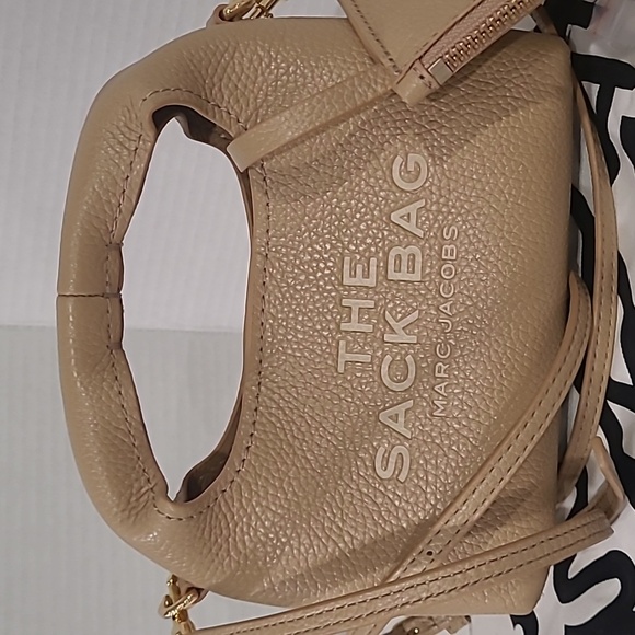 Authentic Marc Jacobs - Picture 1 of 13